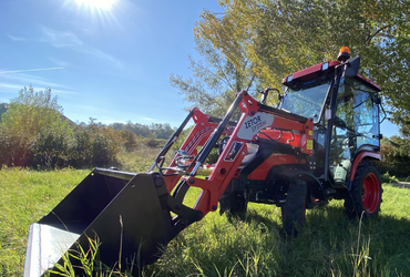 ZETOR expands COMPAX CL range with cab version and new front loaders